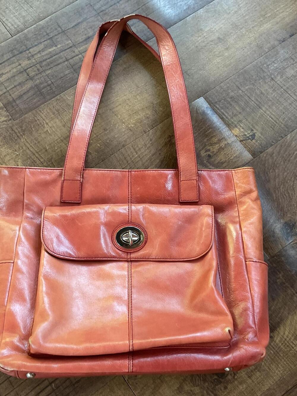 Y2K Vintage Danier Smooth Leather Laptop Tote Shoulder Bag - Coral / Brick Red